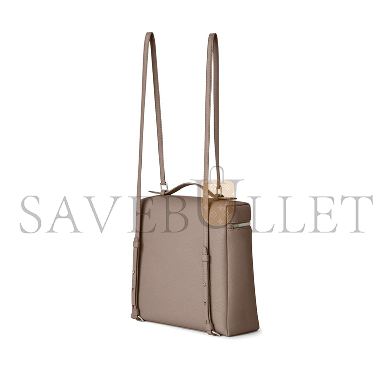 LORO PIANA EXTRA POCKET BACKPACK L23.5 FAN4041 (23*21*8cm) LORO PIANA EXTRA POCKET BACKPACK L23.5 FAN4041 (23*21*8cm)